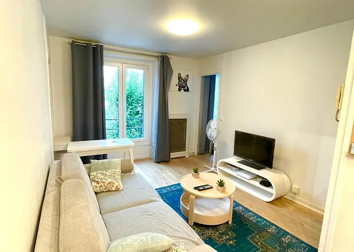 Cosy 2 Pieces Proche De Paris Avec Parking
